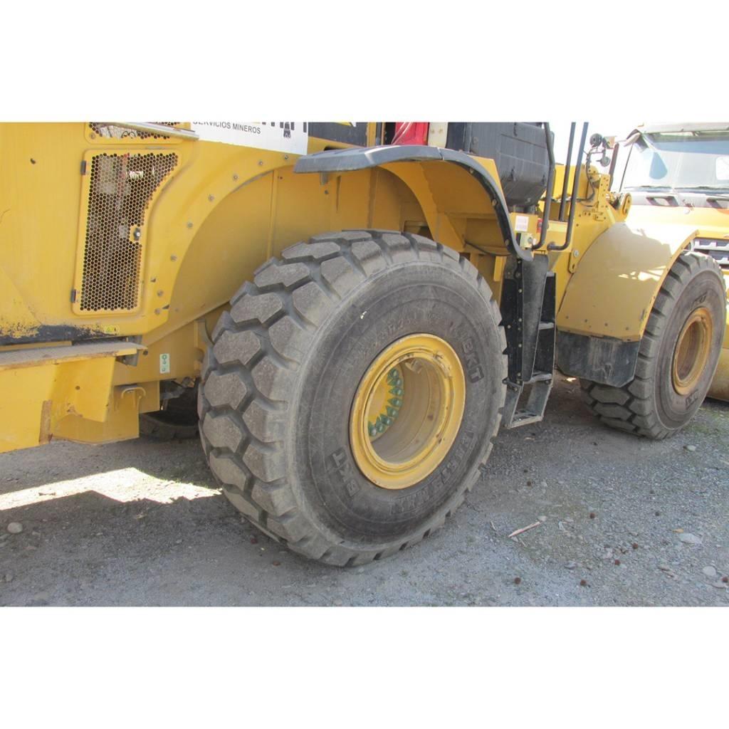 CAT CAT 966L Incarcator pe pneuri