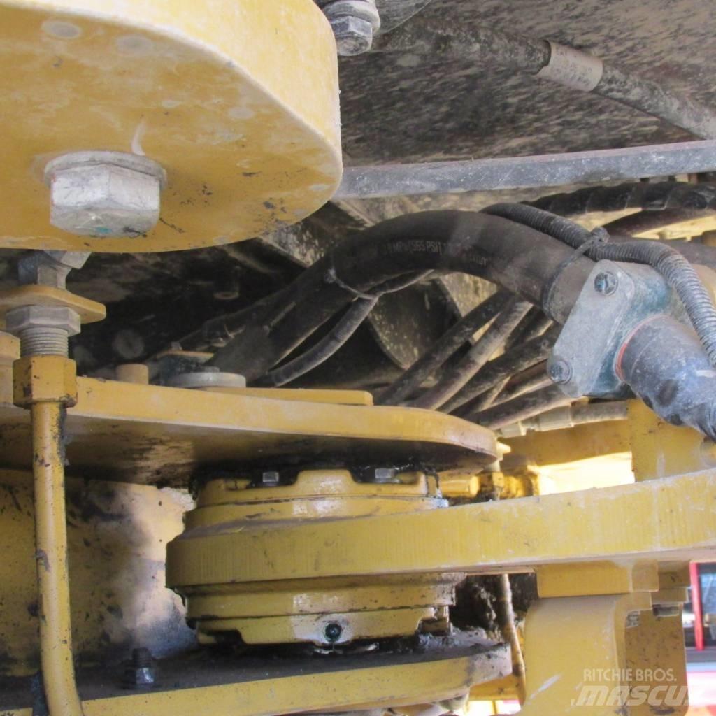 CAT CAT 966L Incarcator pe pneuri