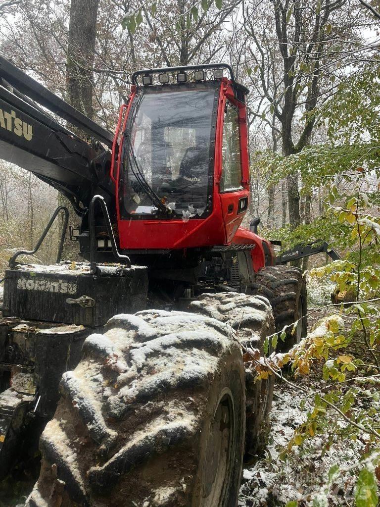 Komatsu 951 Combine forestiere