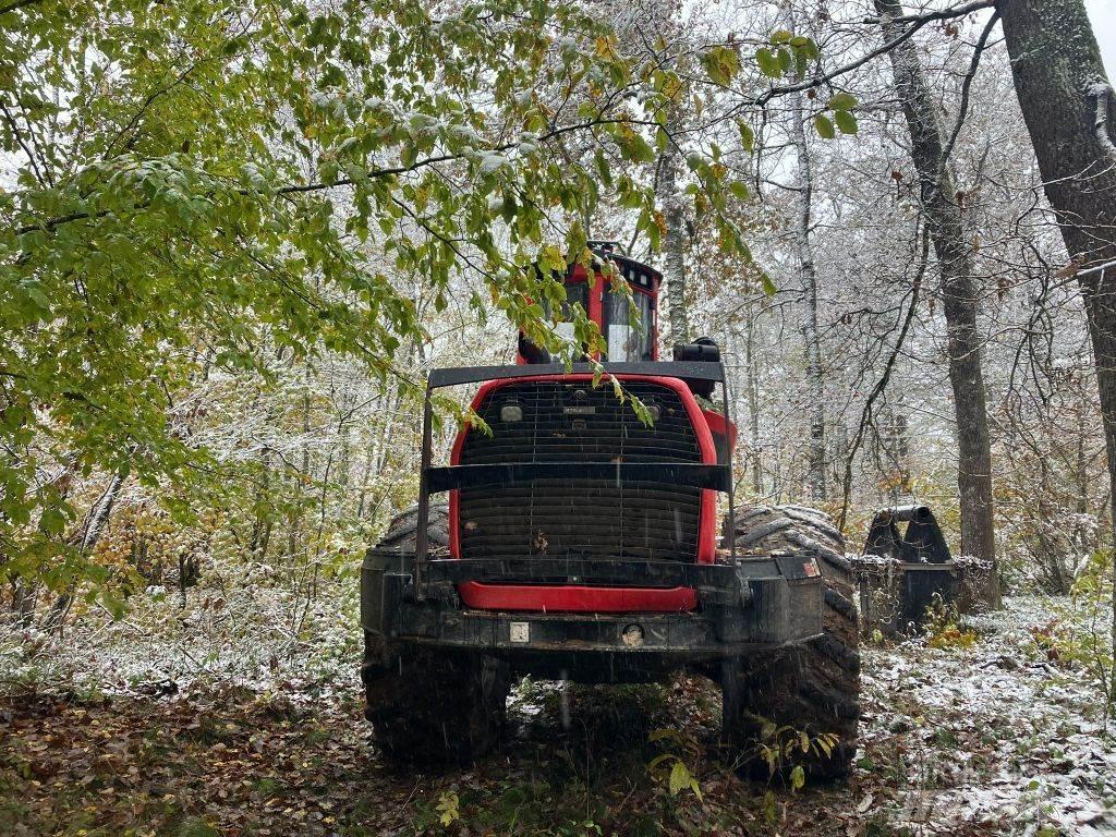 Komatsu 951 Combine forestiere