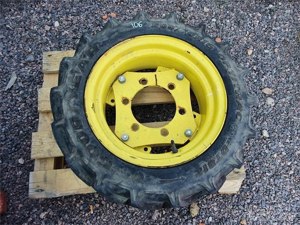 Goodyear 200/70R16 Roti
