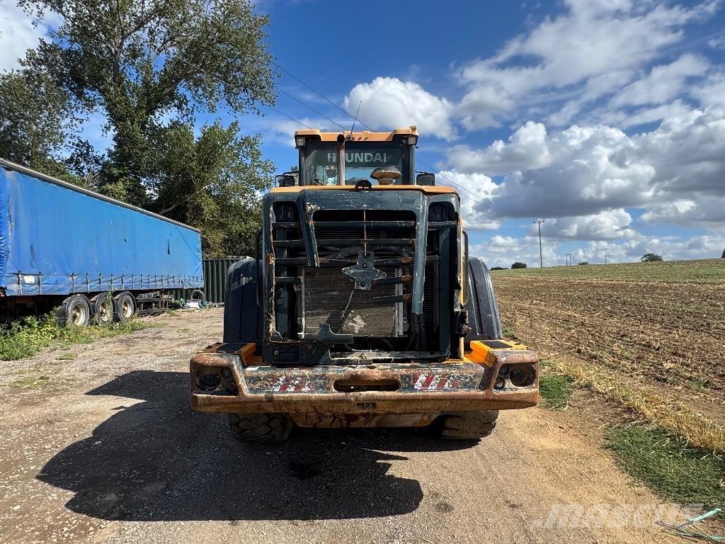 Hyundai HL 740-9 A Incarcator pe pneuri