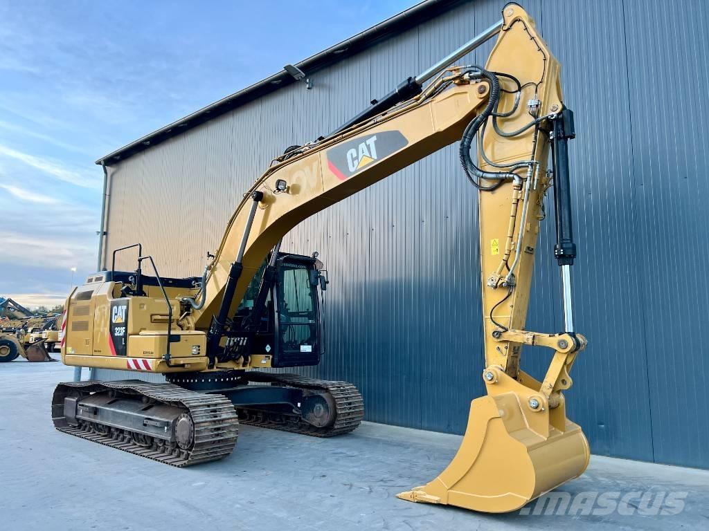 CAT 323F L Excavatoare pe șenile
