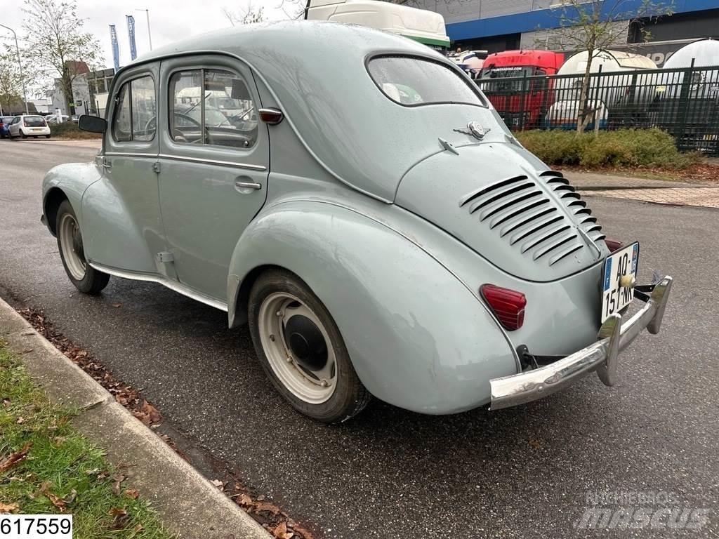 Renault ? 4CV Masini