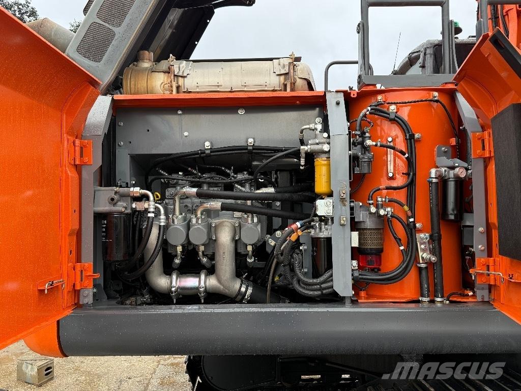 Hitachi ZX 210 LC-6 Excavatoare pe șenile
