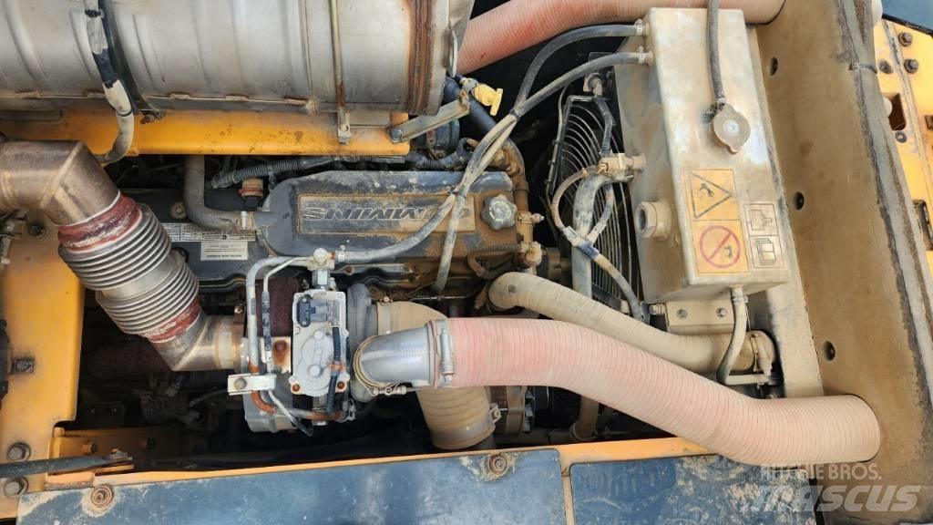 Hyundai HW 145 Excavatoare cu roti