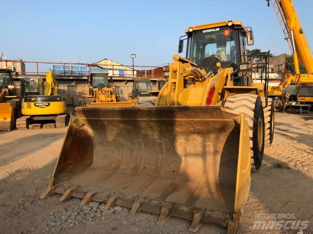 CAT 966H Incarcator pe pneuri