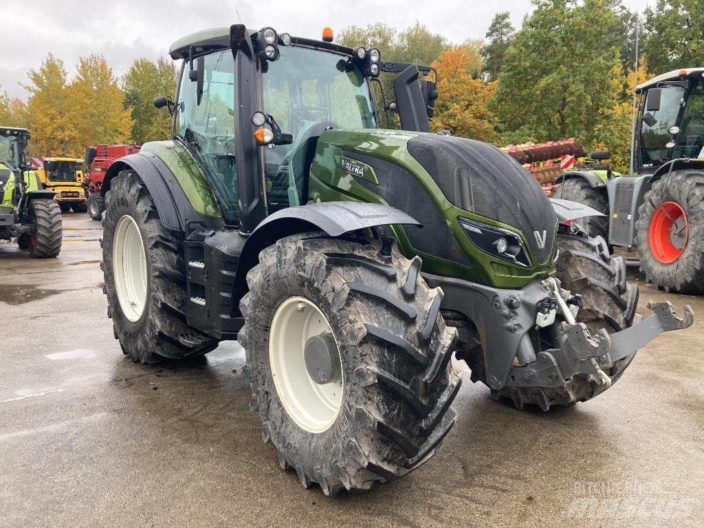 Valtra T 234 Tractoare