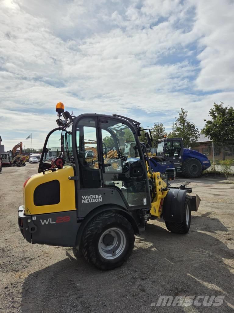 Wacker Neuson WL 28 Incarcator pe pneuri