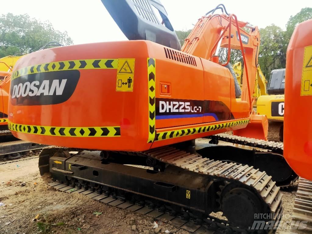 Doosan DH225LC-7 Excavatoare pe șenile
