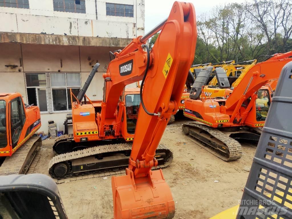 Doosan DH225LC-7 Excavatoare pe șenile
