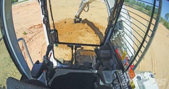 Takeuchi TB280FR Excavatoare 7t - 12t