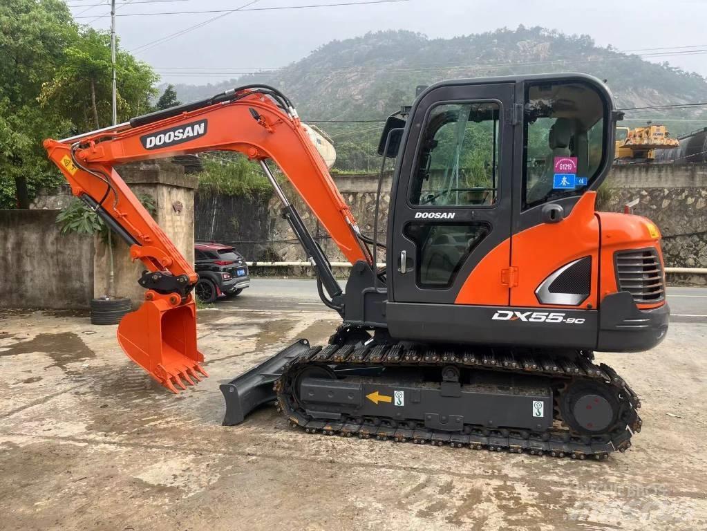 Doosan DX55-9C Mini excavatoare < 7t