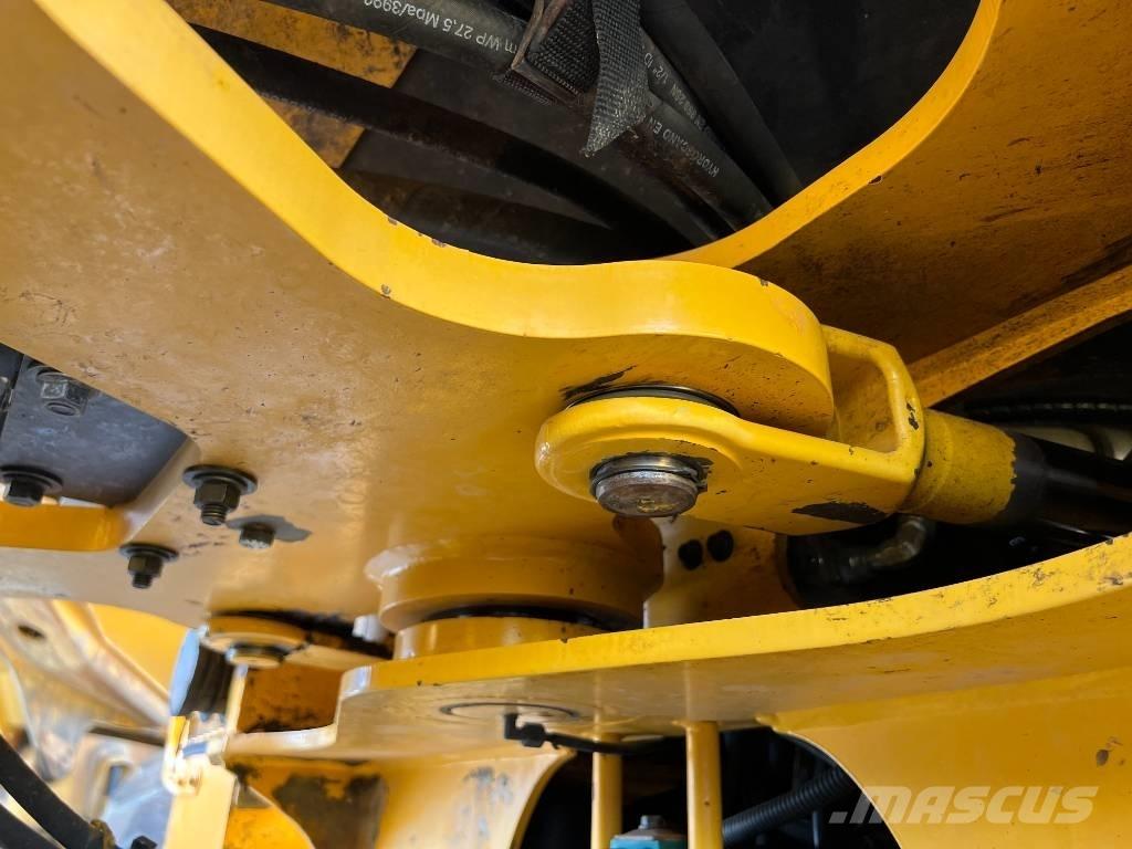 Volvo L90F Incarcator pe pneuri