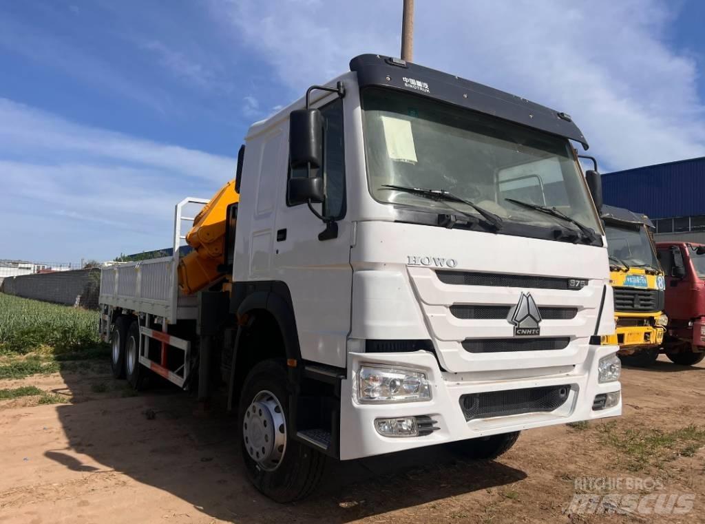 Howo 375 Camion cu carlig de ridicare