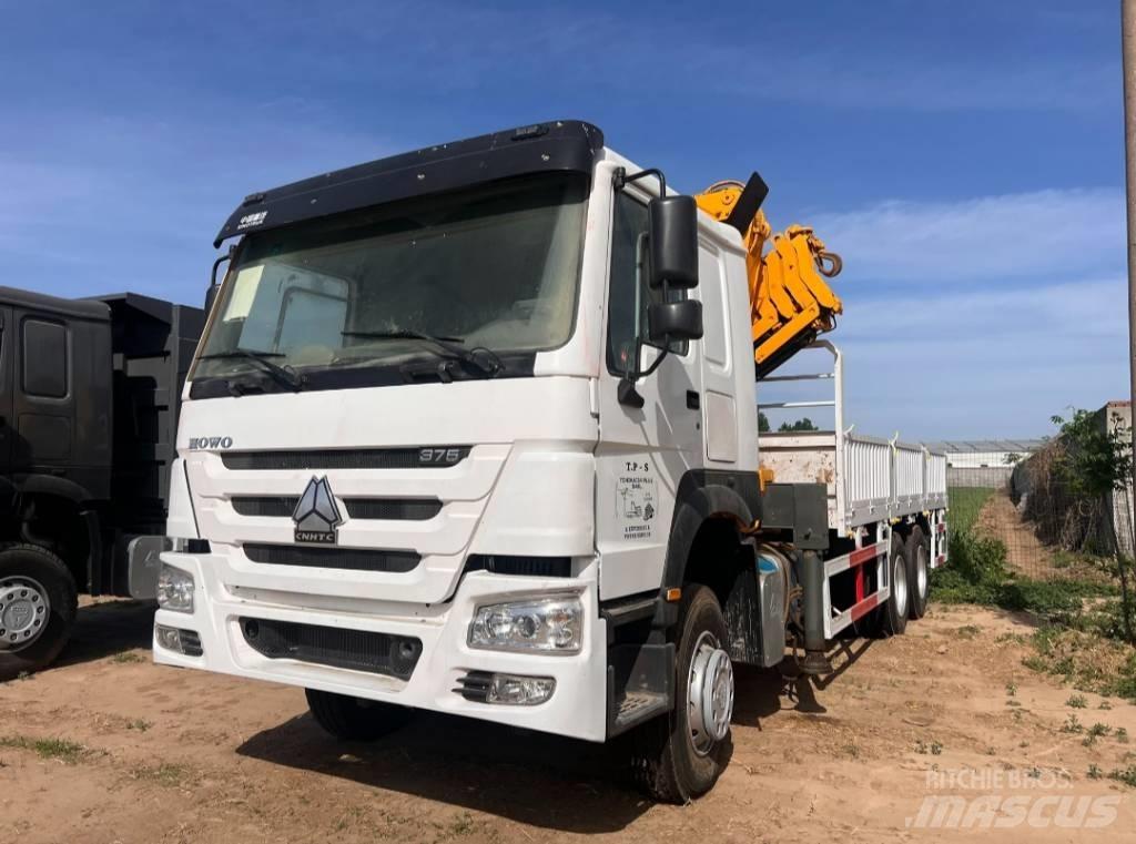 Howo 375 Camion cu carlig de ridicare