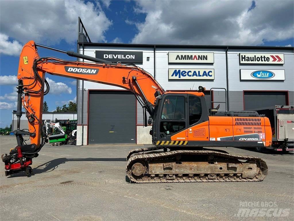 Doosan DX255LC-5 Excavatoare pe șenile

