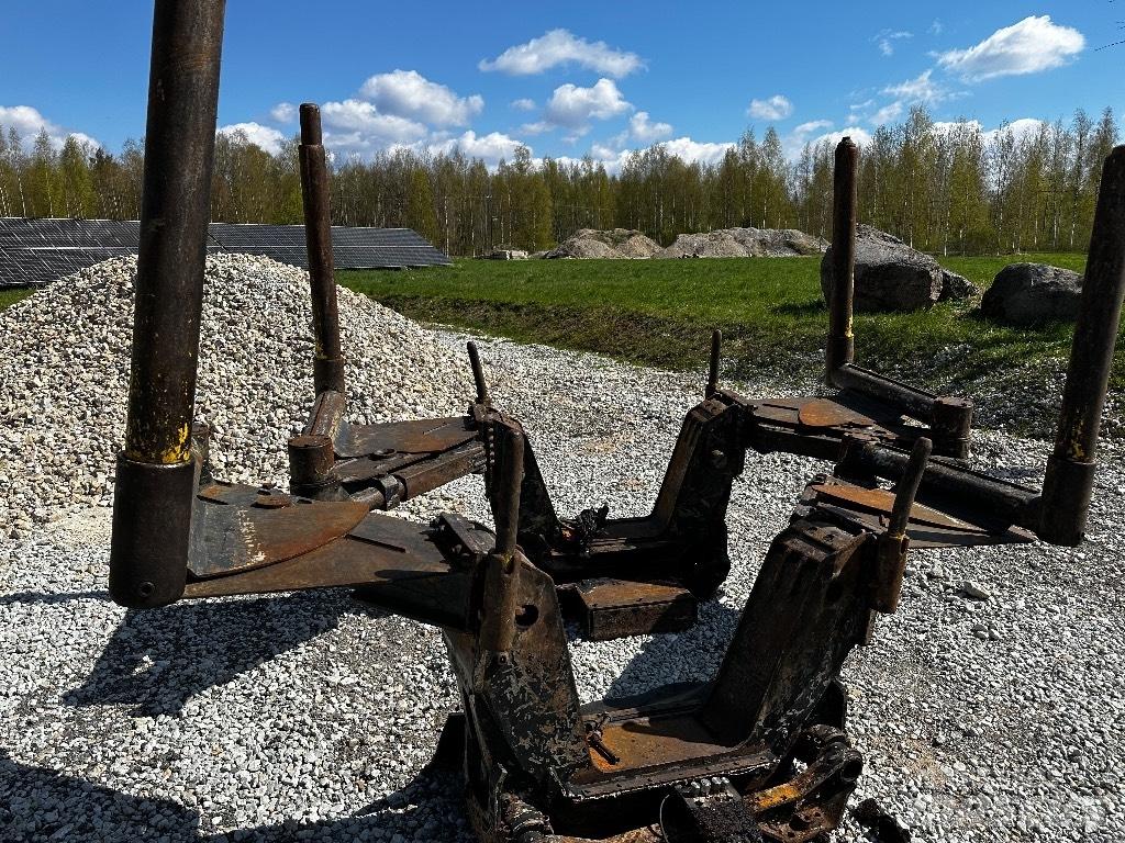 John Deere 1910 E Sasiuri si suspensii