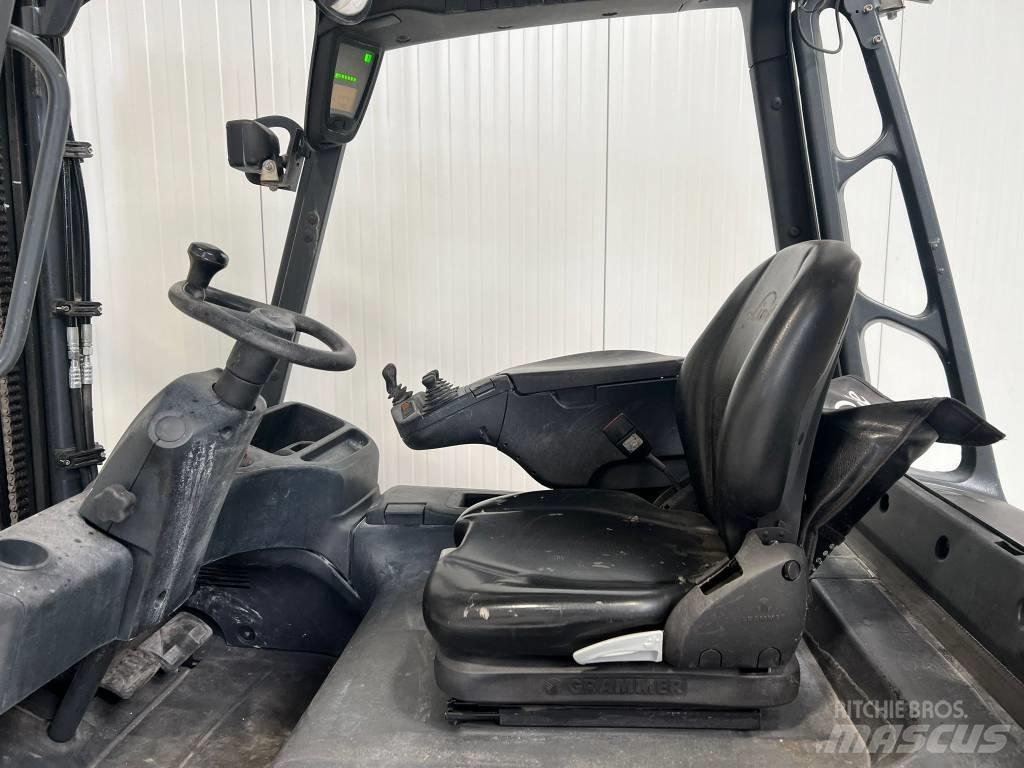 Linde E30-01 Stivuitor electric
