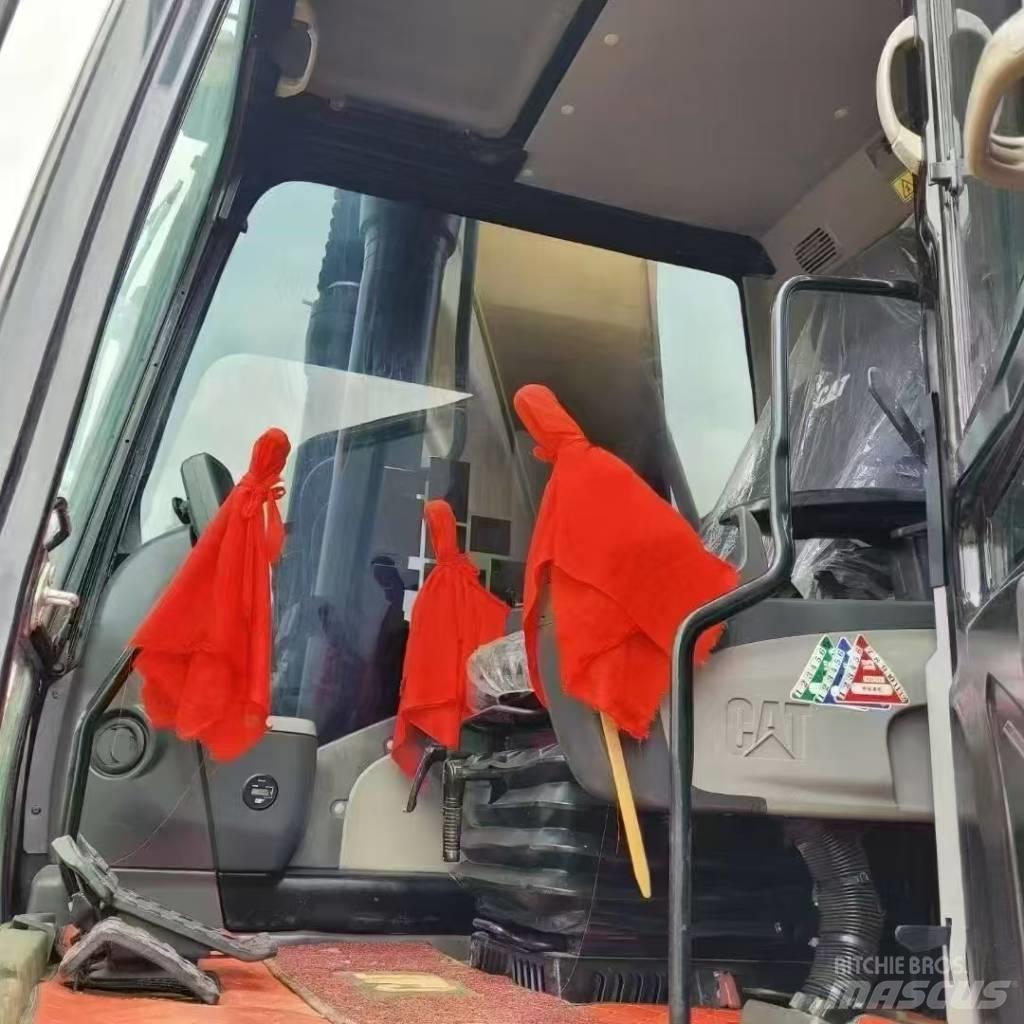 CAT 336D2L Excavatoare pe șenile
