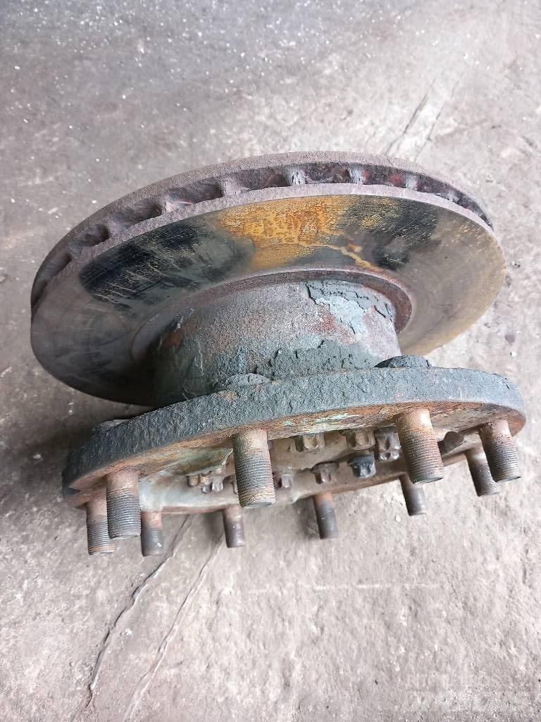 MAN TGM  81443010185 Axe