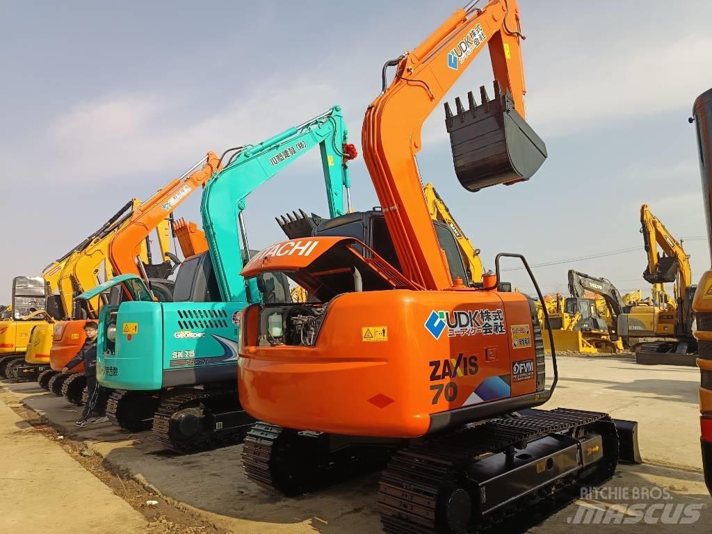 Hitachi ZX 70 Excavatoare 7t - 12t
