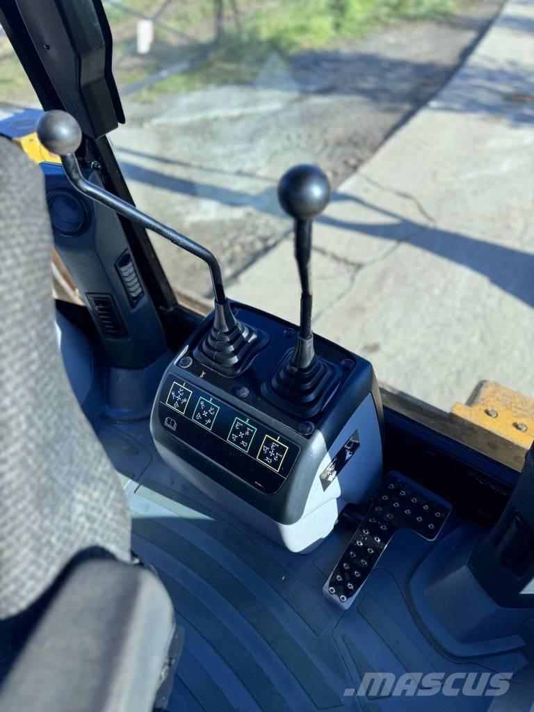 CAT 428 F Buldoexcavatoare