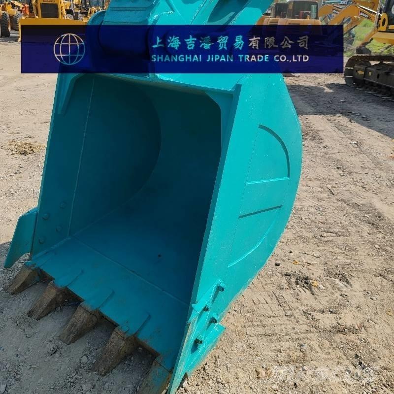 Kobelco 210 Excavatoare pe șenile
