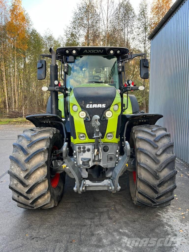 CLAAS Axion 870 Tractoare