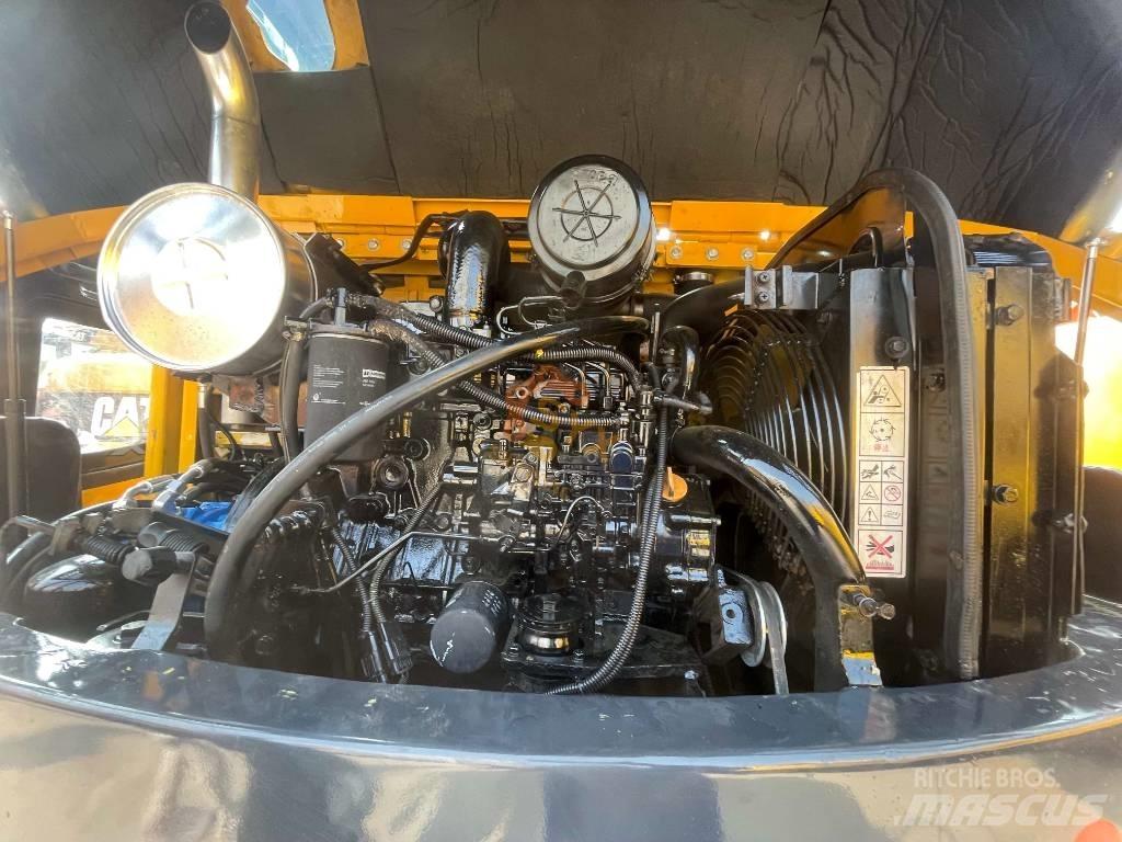 Hyundai 60w-9 Excavatoare cu roti