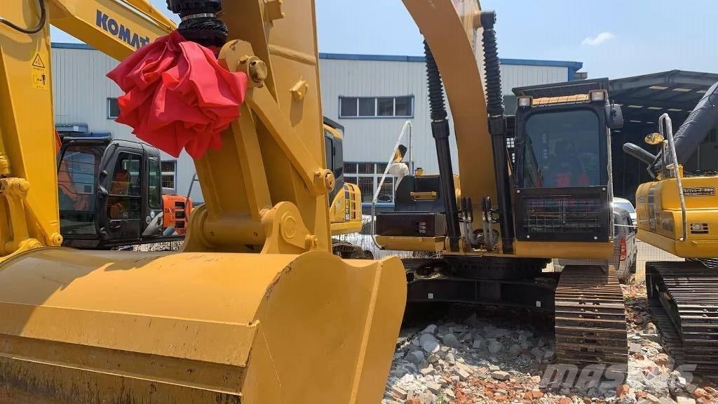 CAT 326D Excavatoare pe șenile
