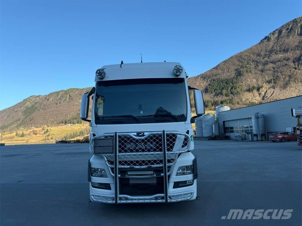 MAN TGX 26.640 6x4 Autotractoare