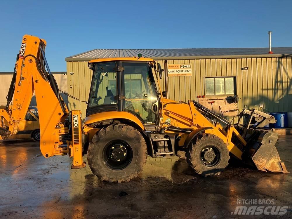 JCB 3CX Buldoexcavatoare