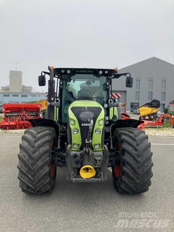 CLAAS Arion 630 Tractoare