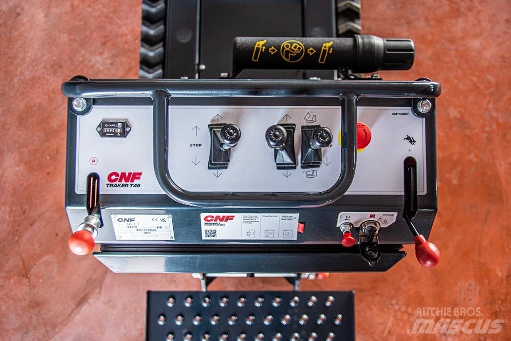 CNF T45 Autobasculante cu senile