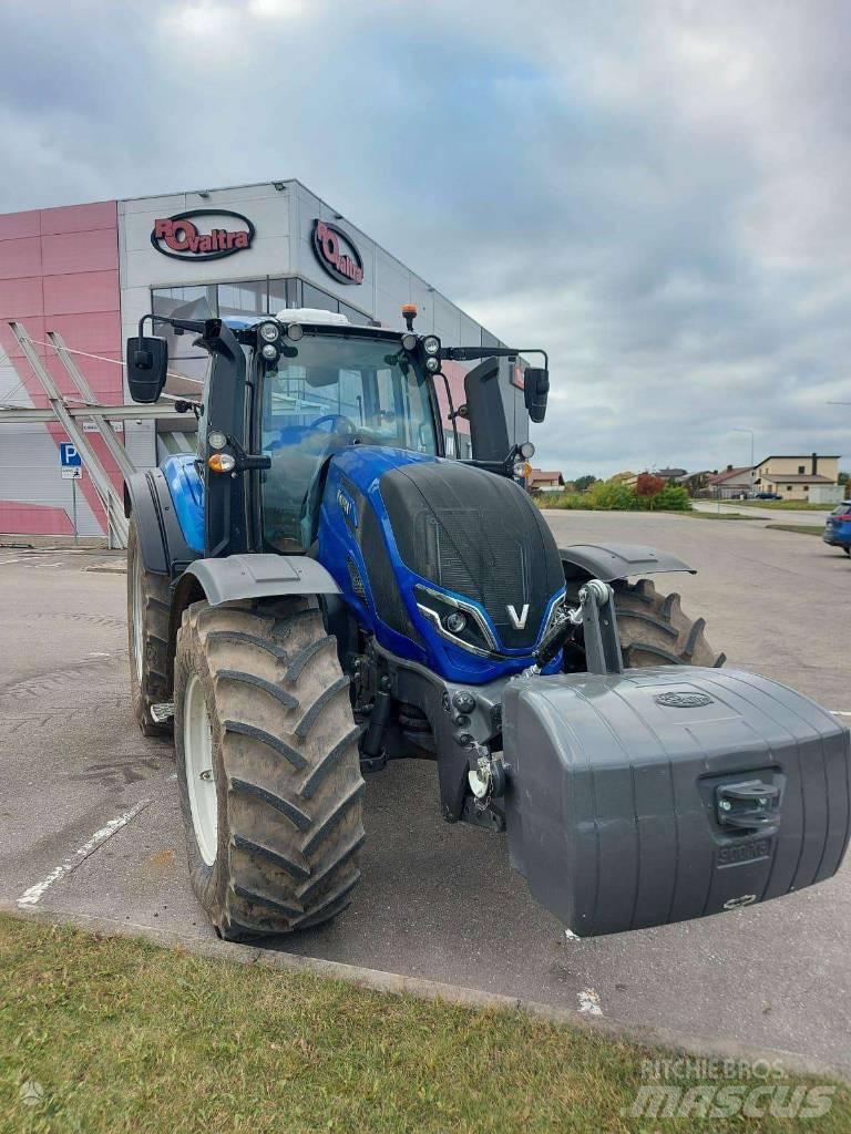 Valtra T235V Tractoare