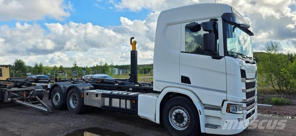Scania R 500 Camion cu carlig de ridicare