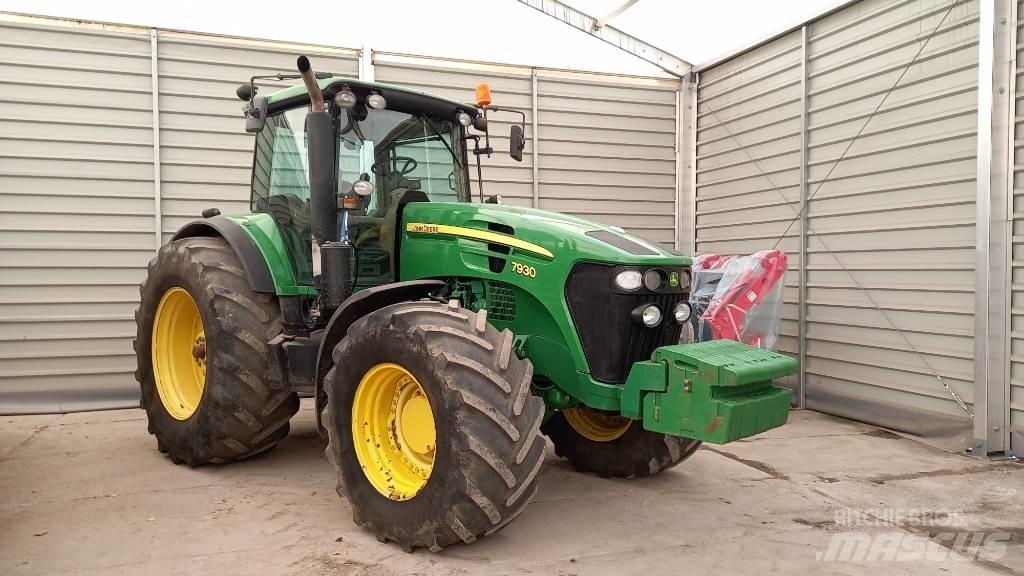 John Deere 7930 Tractoare