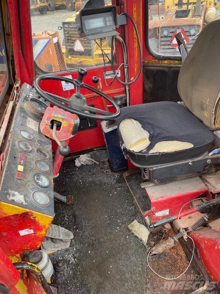 Hanomag 44C Incarcator pe pneuri