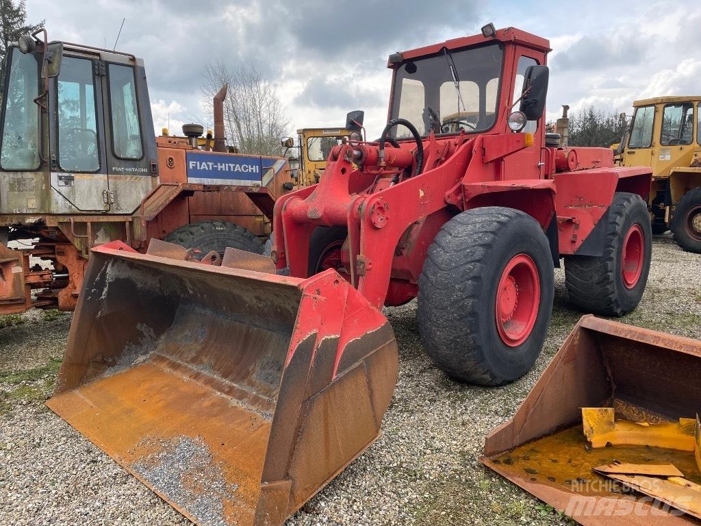Hanomag 44C Incarcator pe pneuri