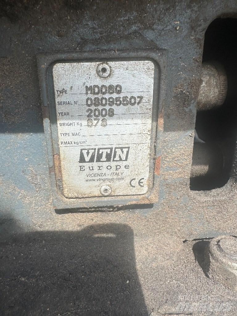 VTN MD080 Excavatoare pe șenile
