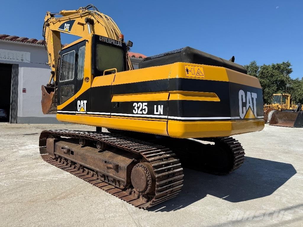 CAT 325 LN Excavatoare pe șenile
