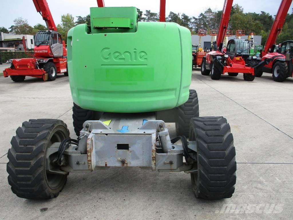 Genie Z45/25 (639) Nacele compacte autopropulsante