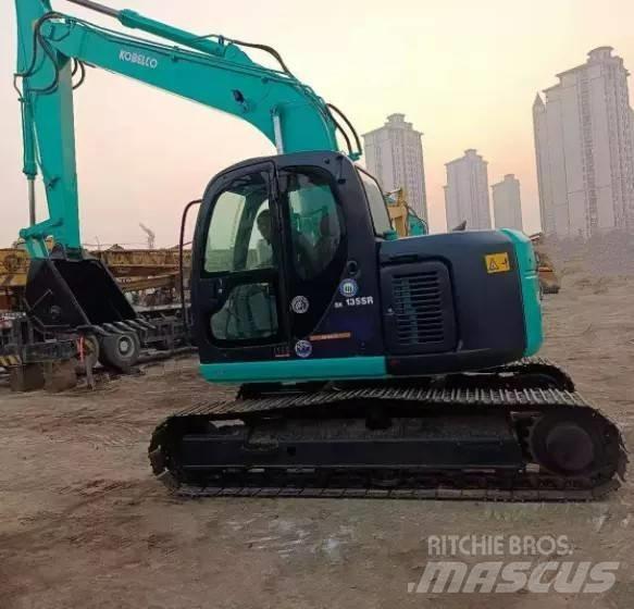 Kobelco SK 135 Excavatoare pe șenile
