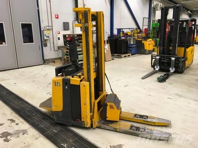 Jungheinrich ERC 14 Transpaleta manuala