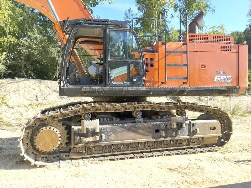 Hitachi ZX 690 LCH-7 Excavatoare pe șenile
