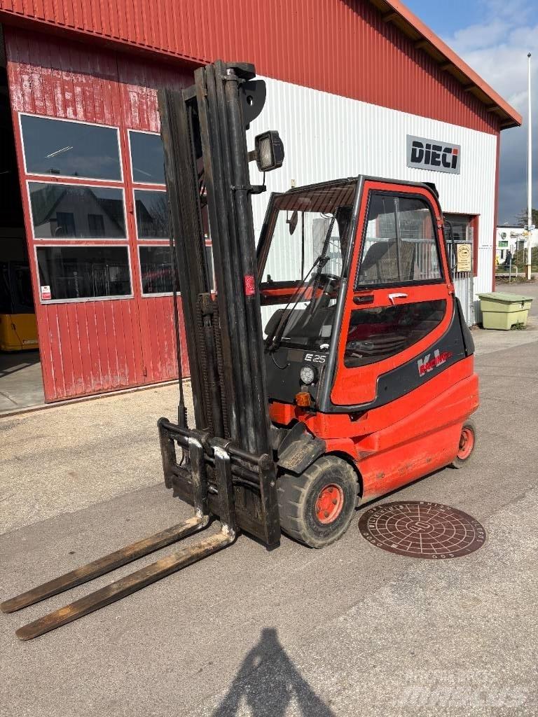 Linde E 25 Stivuitor electric