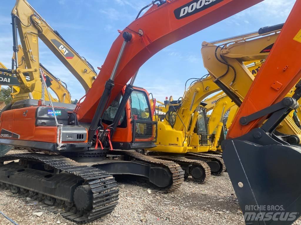 Doosan DX300LC-9C Excavatoare pe șenile
