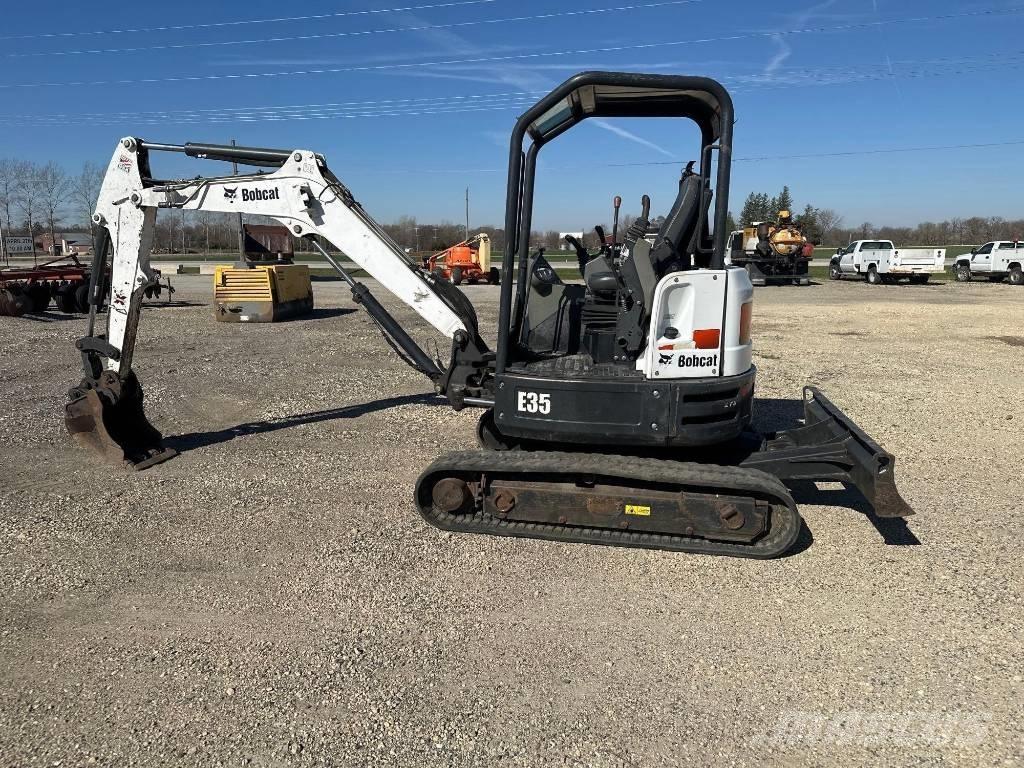 Bobcat E35 Mini excavatoare < 7t
