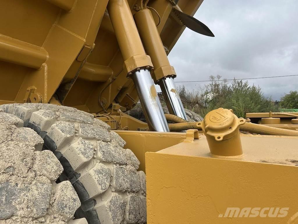 CAT 769D Minitractor de teren